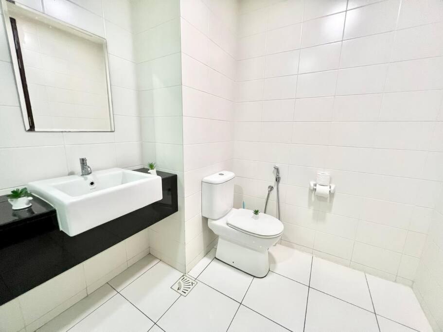 F 1-5 Pax 3Bed Cozy Home Studio Trefoil Setia Alam Wifi & Tv Shah Alam Buitenkant foto